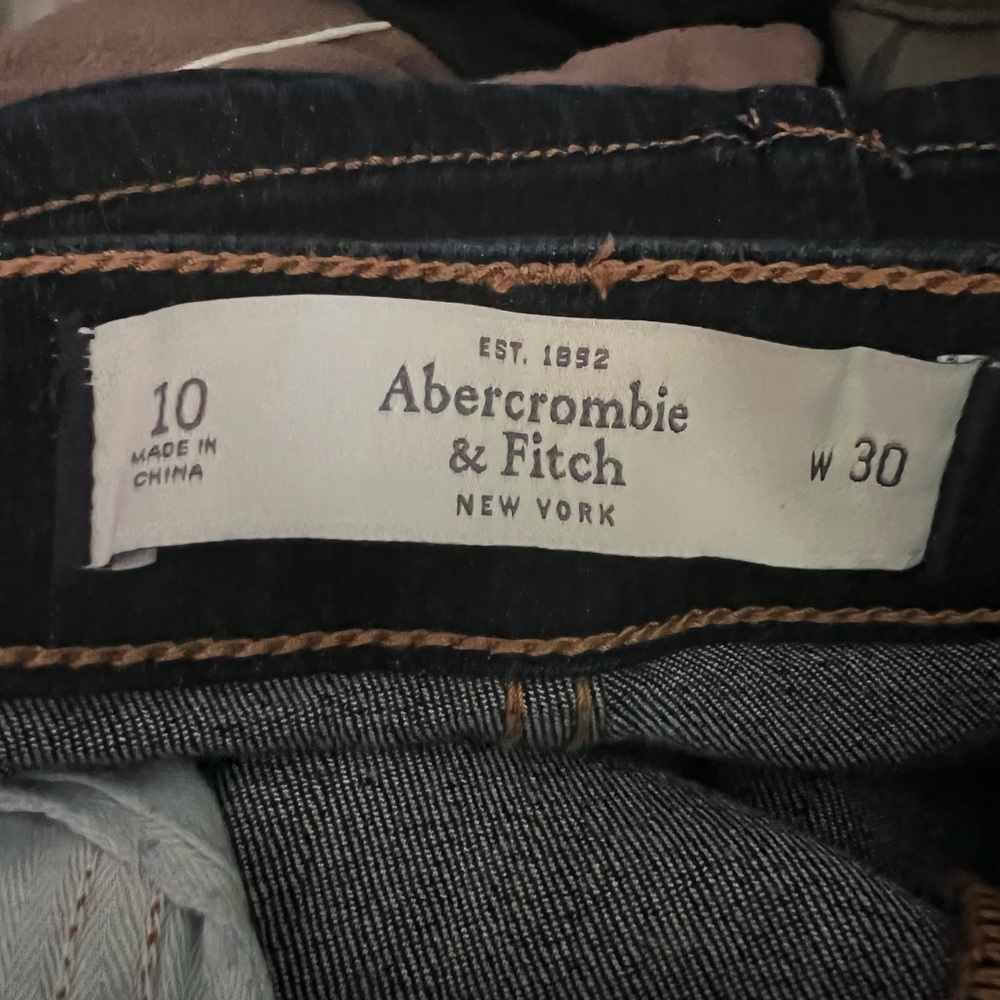 2 pairs Abercrombie & Fitch size 10 dark rinse flare jeans. 1 pair is NEW. - Picture 5 of 5